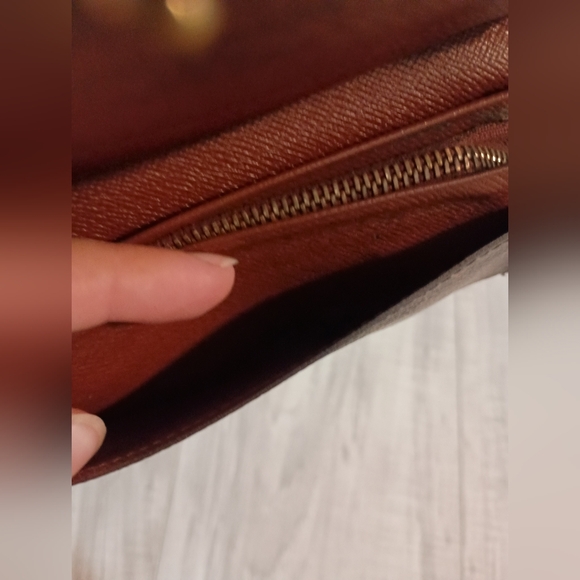 Louis Vuitton Monogram Porte Monnaie Billets Tresor Wallet - Picture 11 of 16